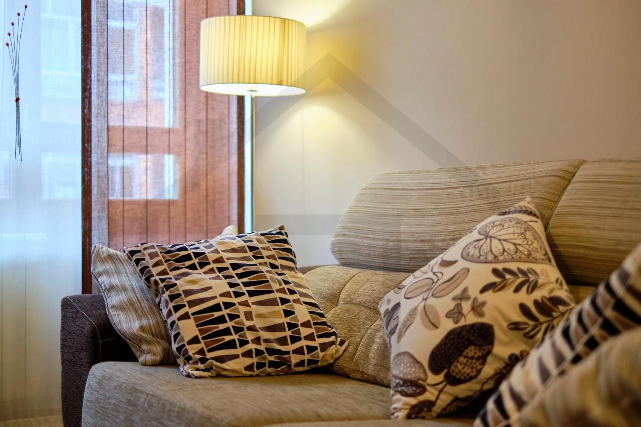 Apartamento Candelaria - Lujo A Un Paso Del Centro Oviedo Dış mekan fotoğraf