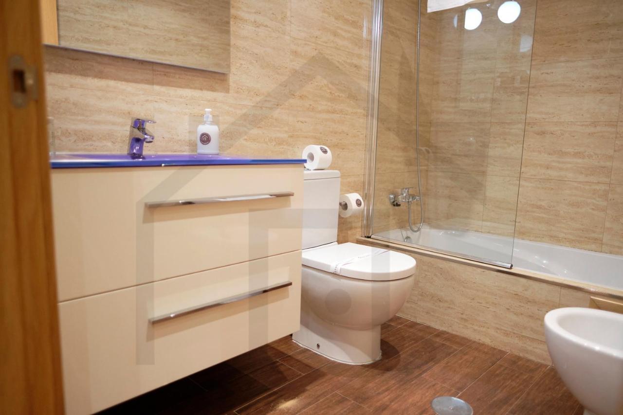 Apartamento Candelaria - Lujo A Un Paso Del Centro Oviedo Dış mekan fotoğraf
